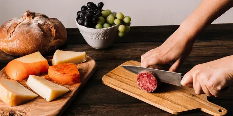 Mistakes to Avoid When Building a Board With Cheese and Meat